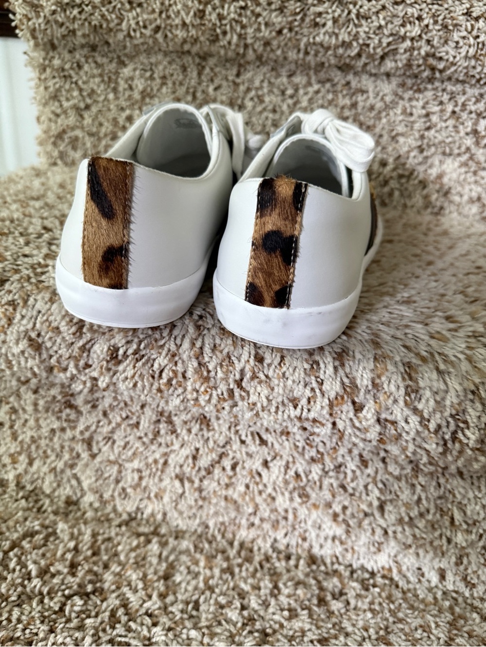 Lauren Ralph Lauren White Leather Sneakers w/Leopard Stripe - New W/O Box - Picture 6 of 9